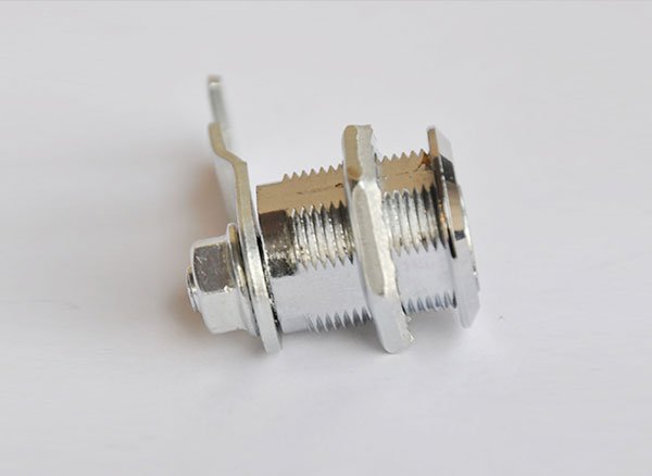 四角連鎖防盜門(mén)究竟什么樣